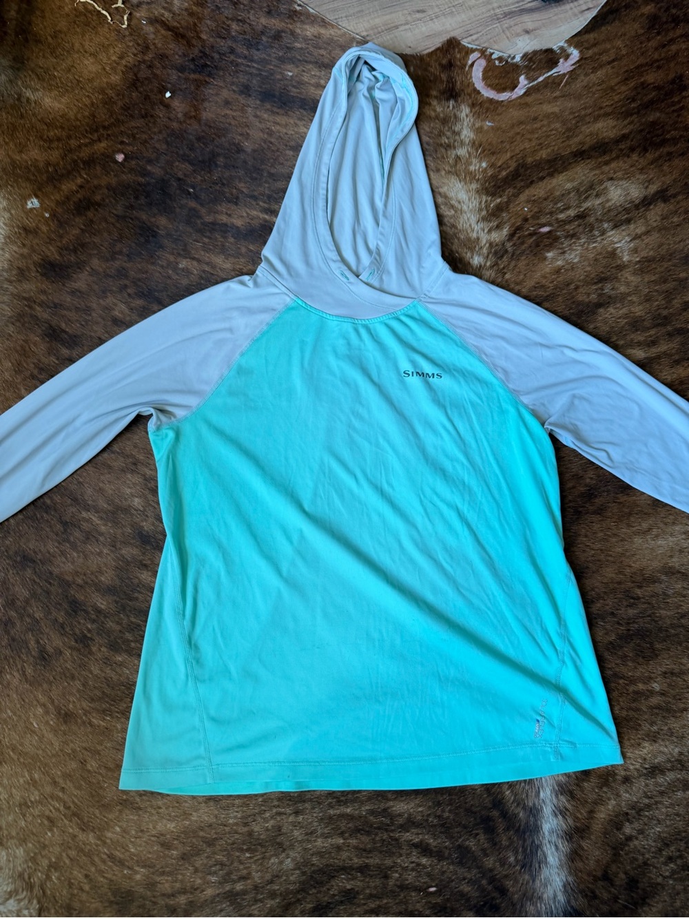 Simms Women's Hooded Raglan Sun Shirt in Aqua and Light Gray